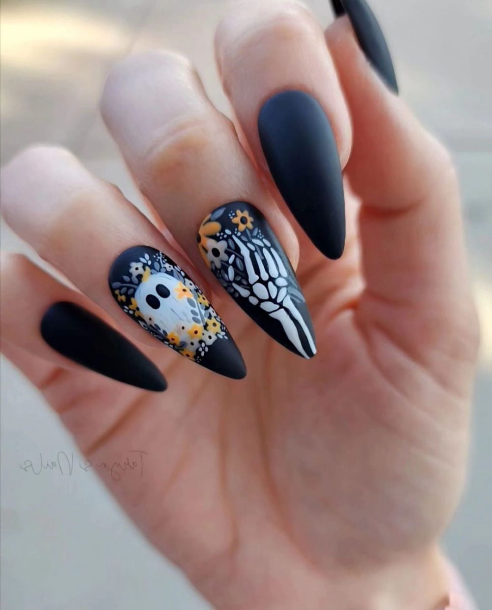 Spooky Halloween Nail Designs You Must Try 2024 images 30