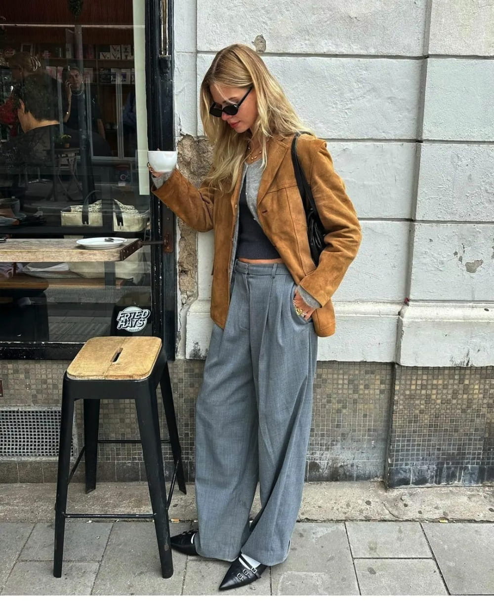 Cozy Fall Outfits To Keep You Stylish This Season images 37