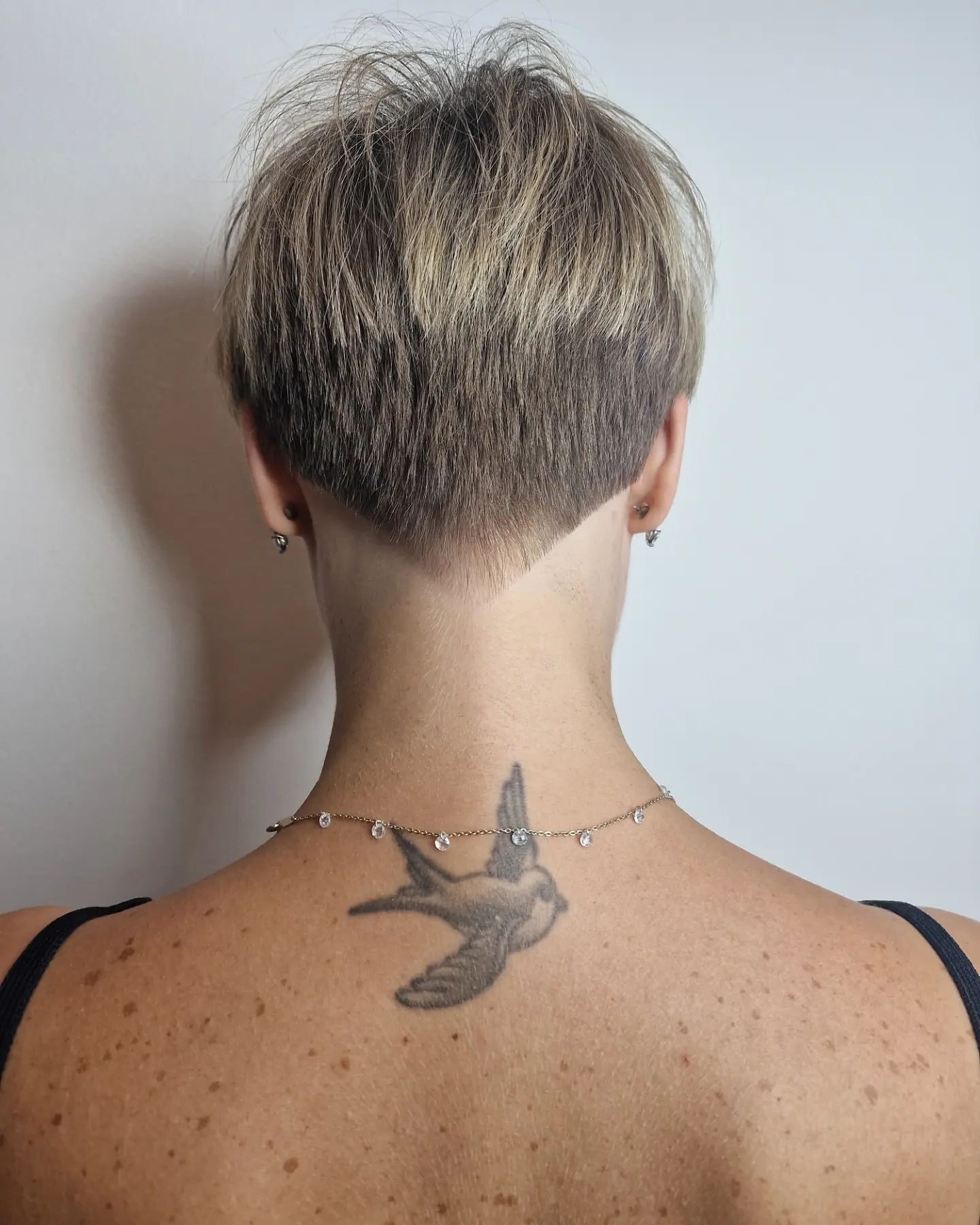 Stunning Short Haircuts For A Bold Statement 2024 images 15