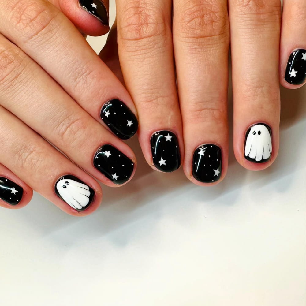 Spooky Halloween Nail Art Ideas To Try This Year images 28