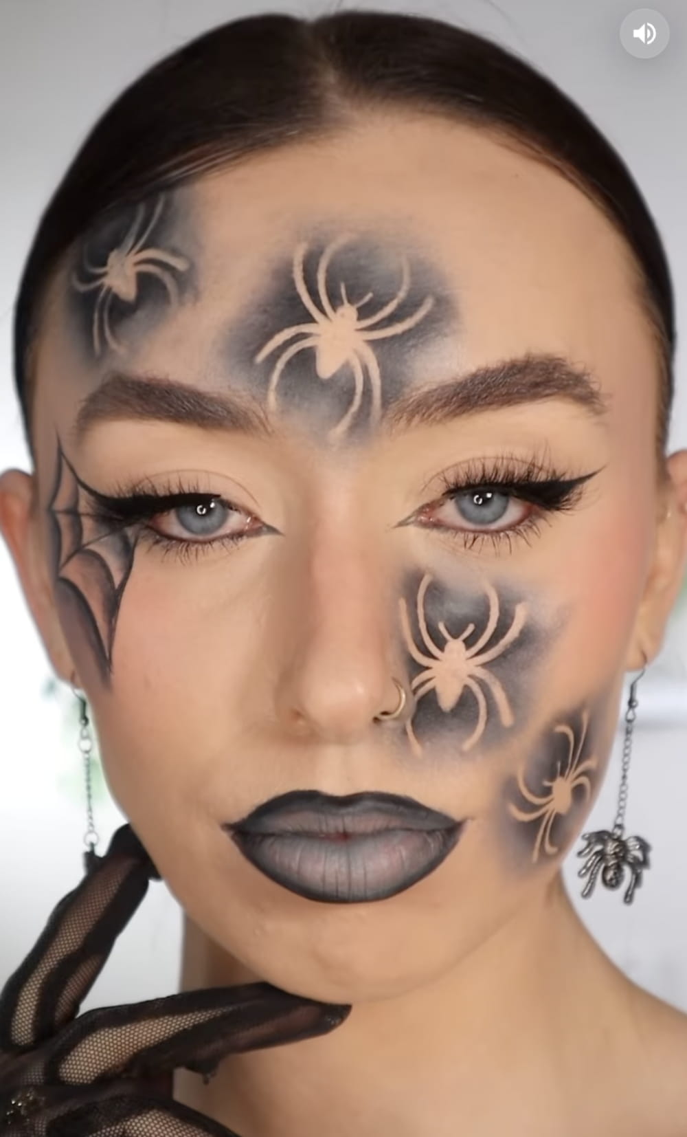 100+ Scary Halloween Makeup Ideas And Looks You’ll Love (2024) images 17