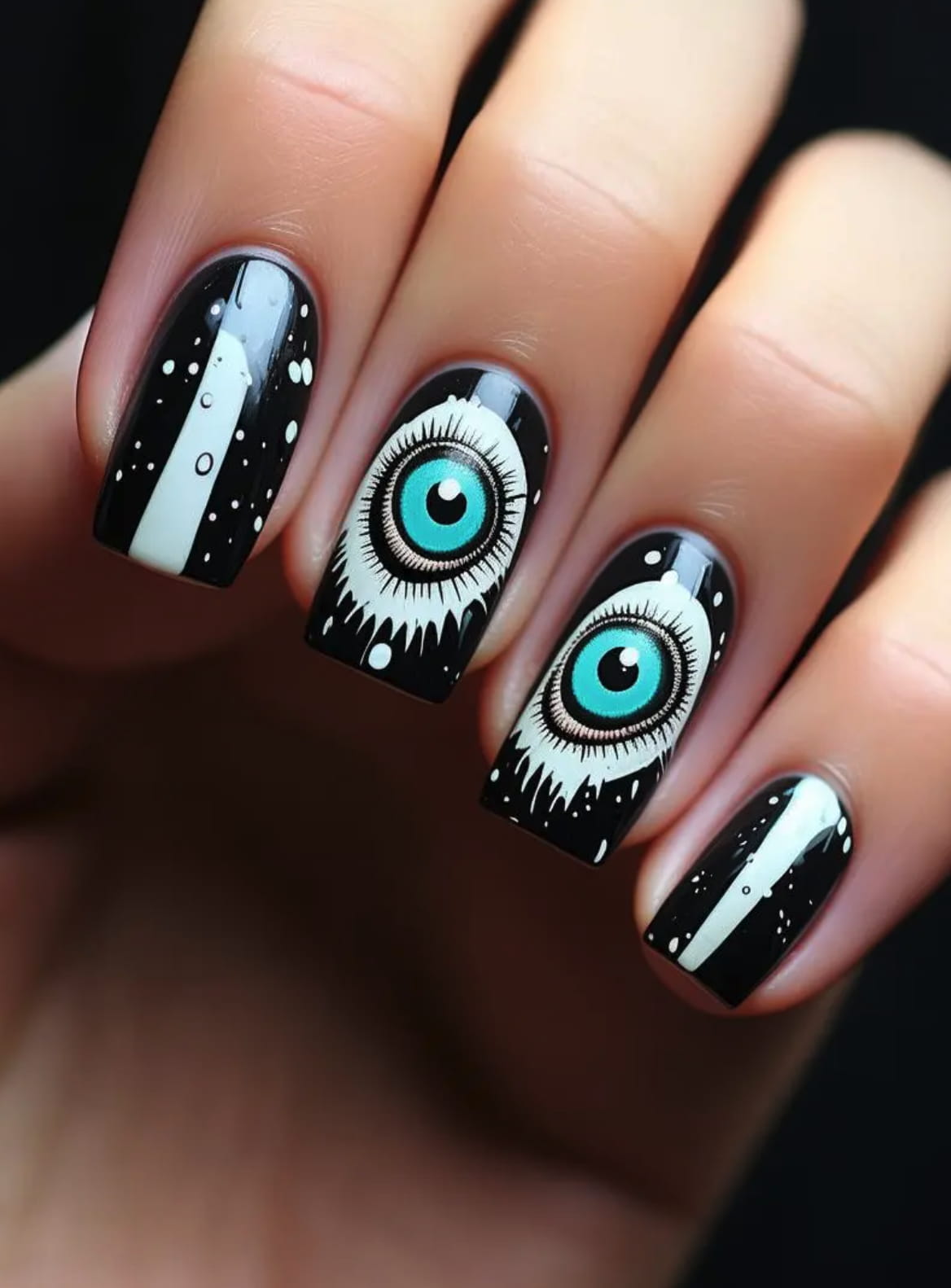 30+ Halloween Nail Arts And Halloween Nail Designs images 23