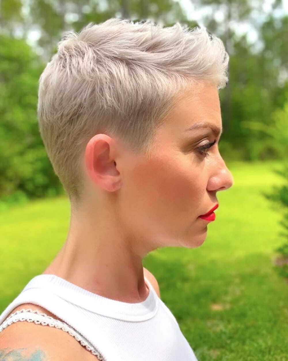 Women Short Haircut 2025: Fabulous Short Haircuts For A Modern Look images 2