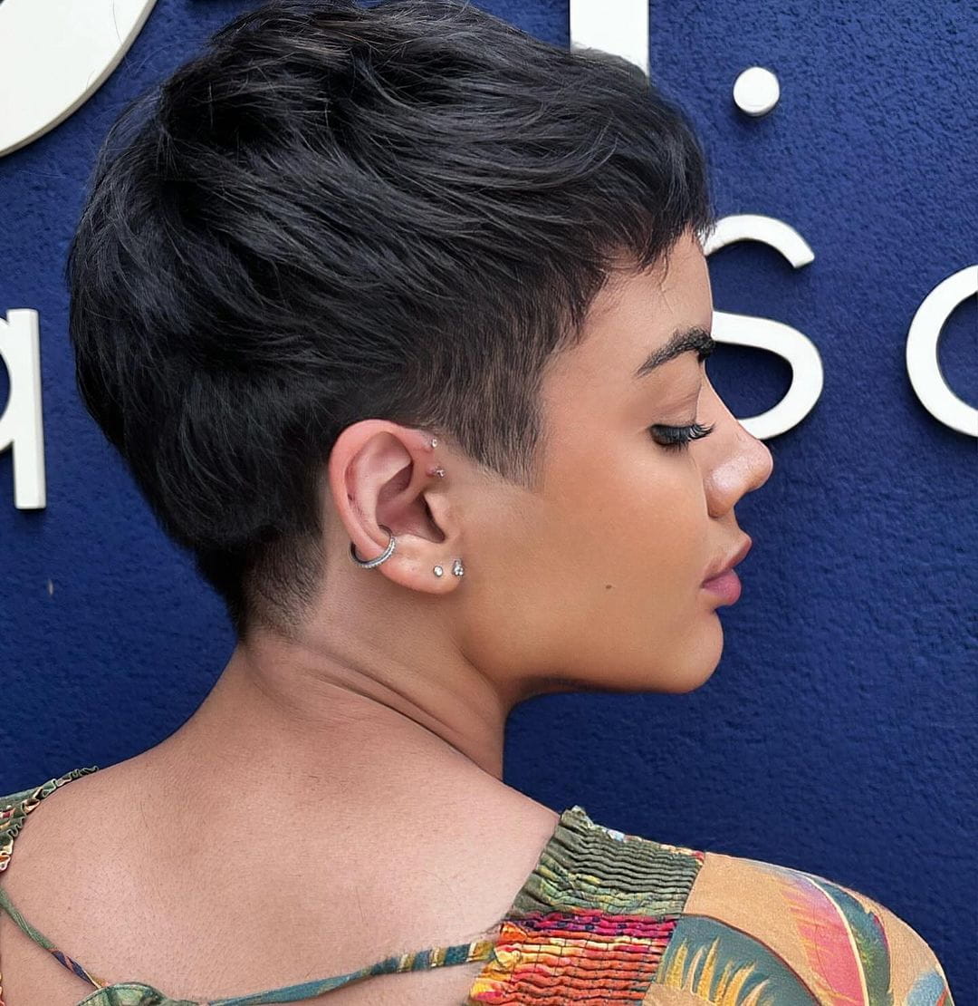 100+ Very Short Haircuts For 2024 - Really Cute Short Hair For Women images 17
