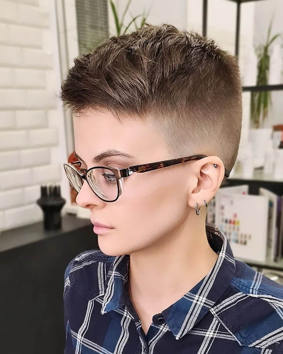 100+ Very Short Haircuts For 2024 - Really Cute Short Hair For Women images 19