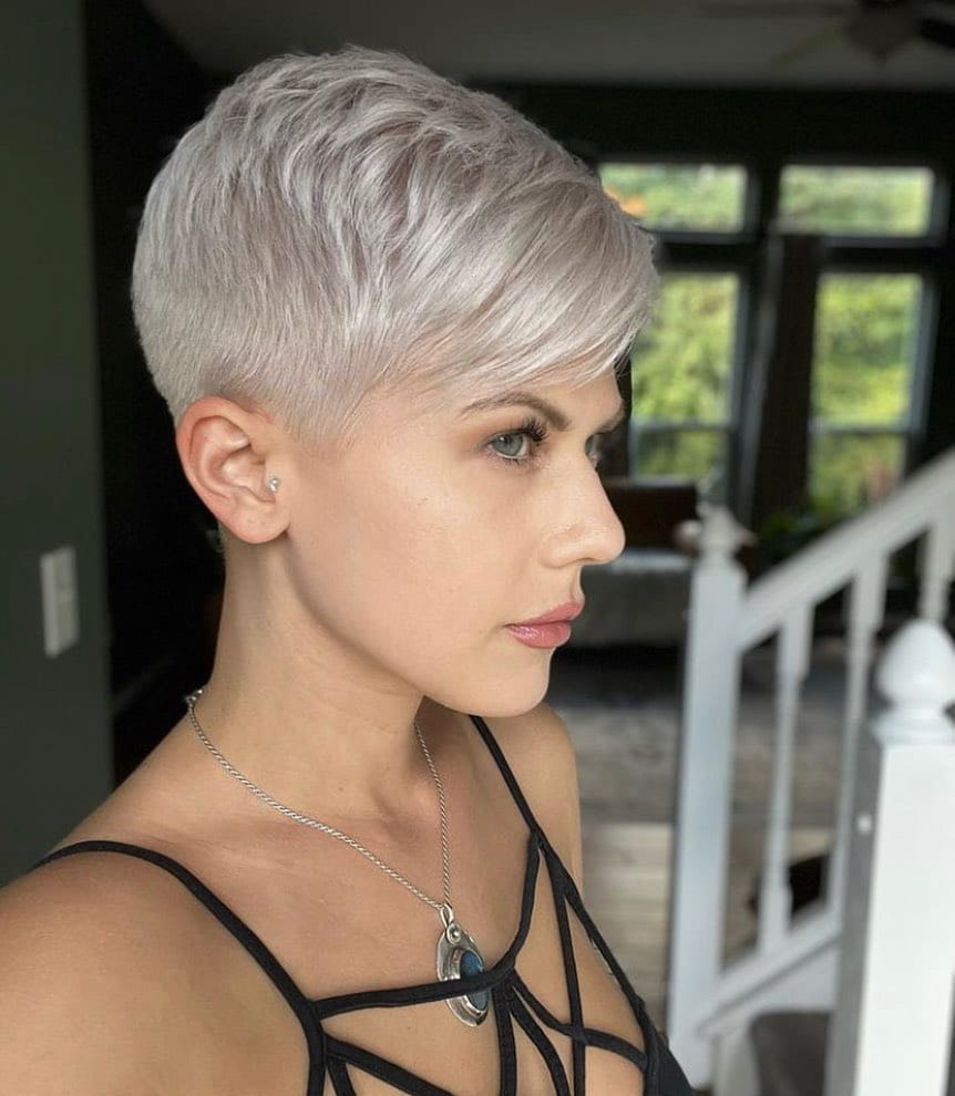 100+ Very Short Haircuts For 2024 - Really Cute Short Hair For Women images 39