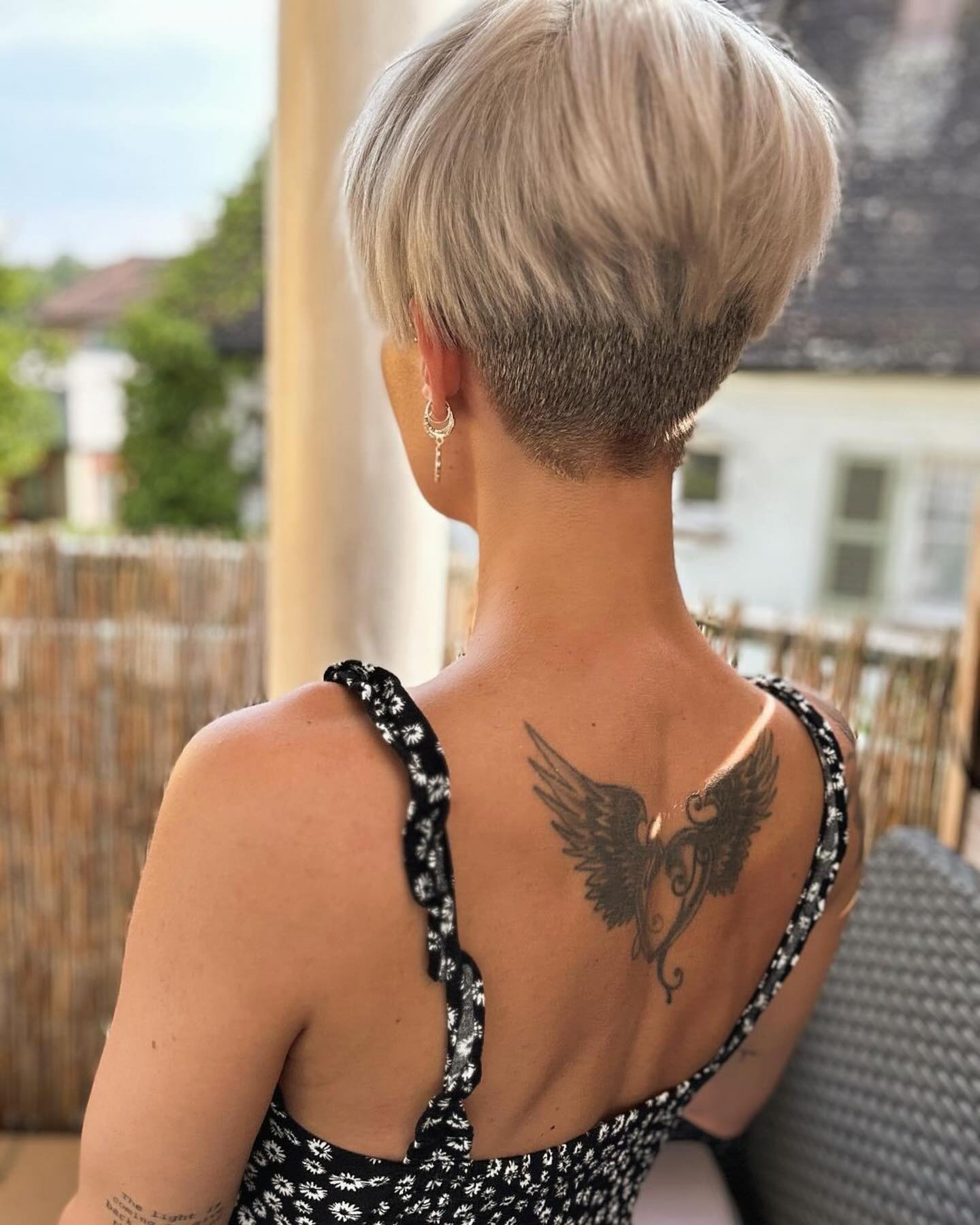 100+ Very Short Haircuts For 2024 - Really Cute Short Hair For Women images 68