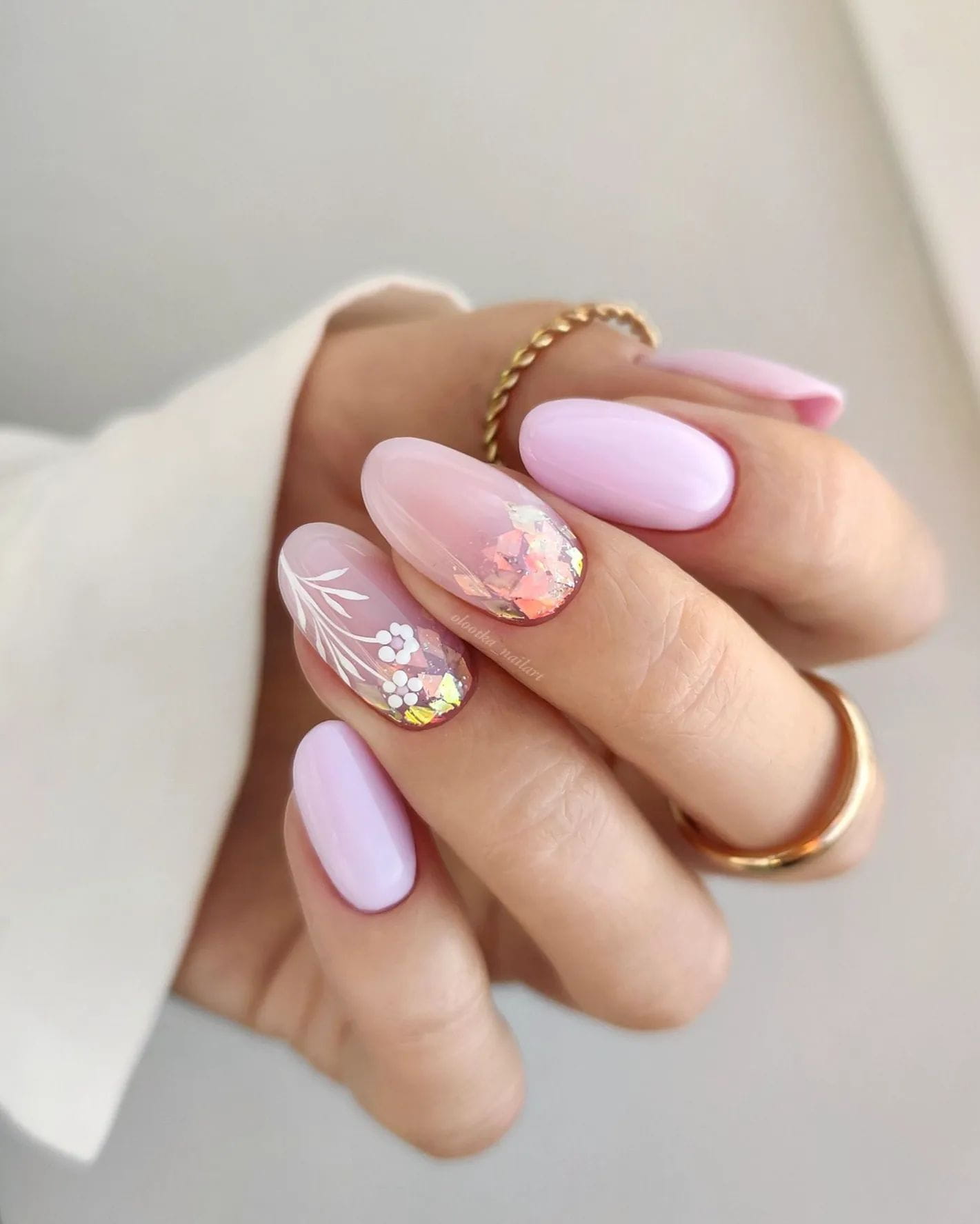 100+ Spring Nail Trends To Try In 2024 images 25