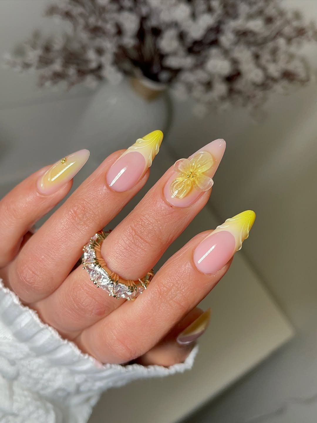100+ Summer Nail Designs You Need To Try For 2025 images 12