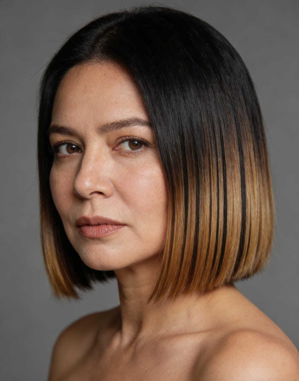 40+ Flattering Slimming Haircuts For Round Faces 2026: Chic Styles That Define Your Features images 4