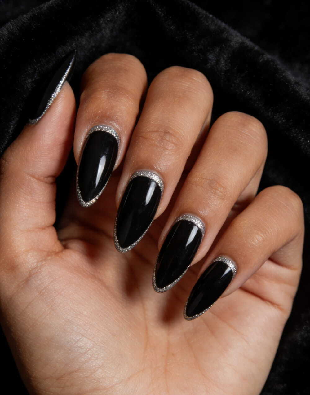 45+ Breathtaking Winter Nail Ideas 2026: Chic Manicures You Need To Copy Immediately images 22