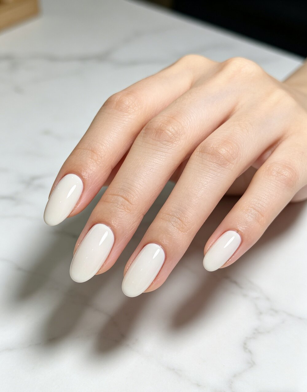 Effortlessly Chic Simple May Nails: 40+ Ideas for 2026 images 11