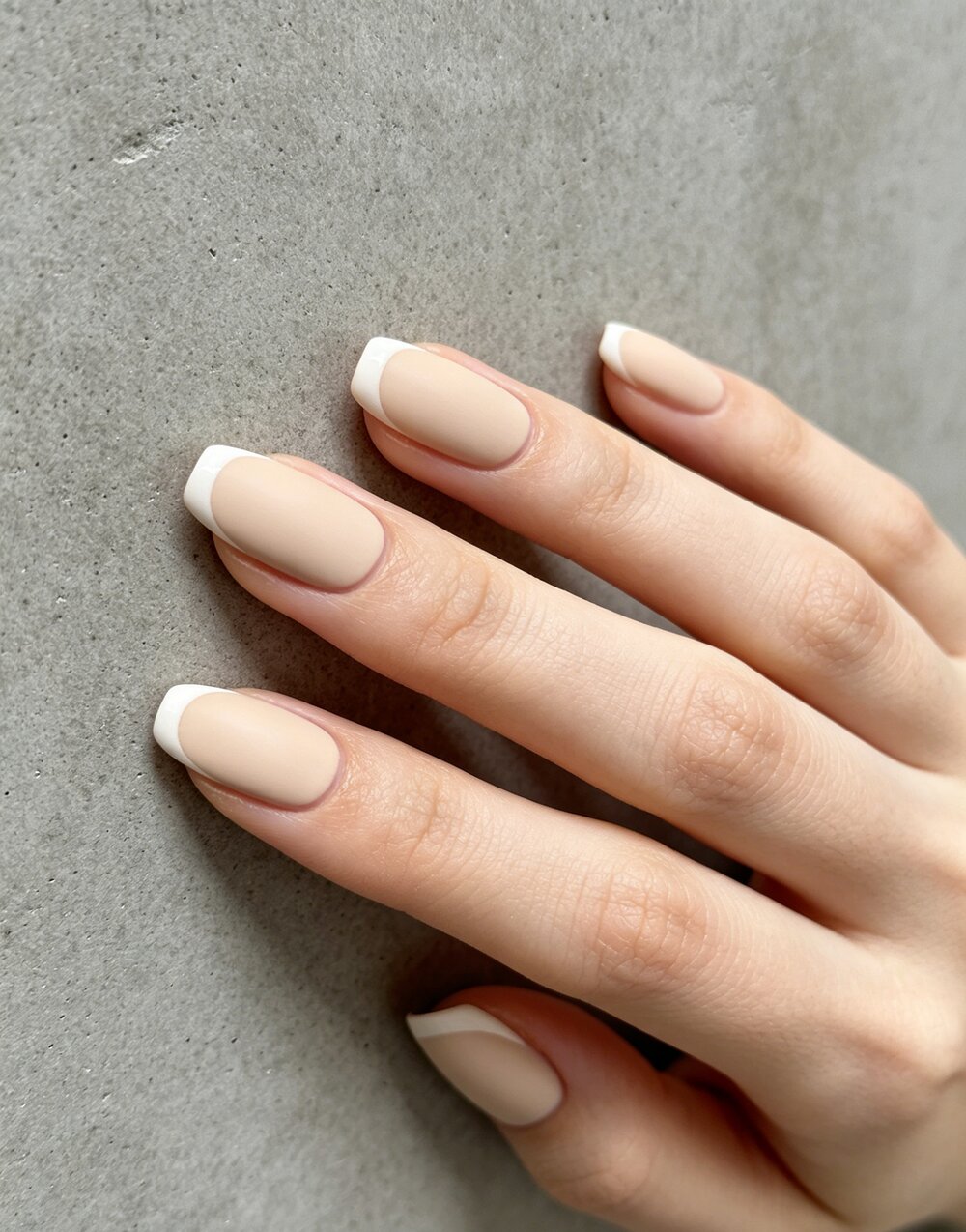 Chic French Tip Nails: 36 Looks to Try This Season – inspiration image 10