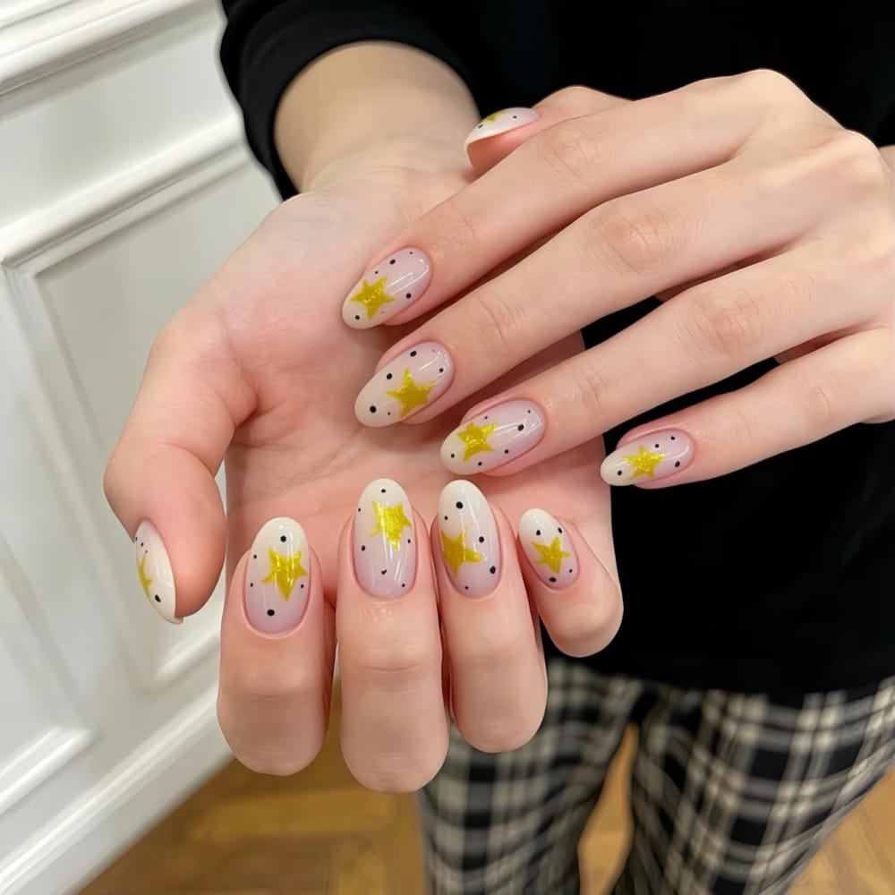 30 Summer Nail Trends 2026: The New Salon-Favorite Edit – inspiration image 14