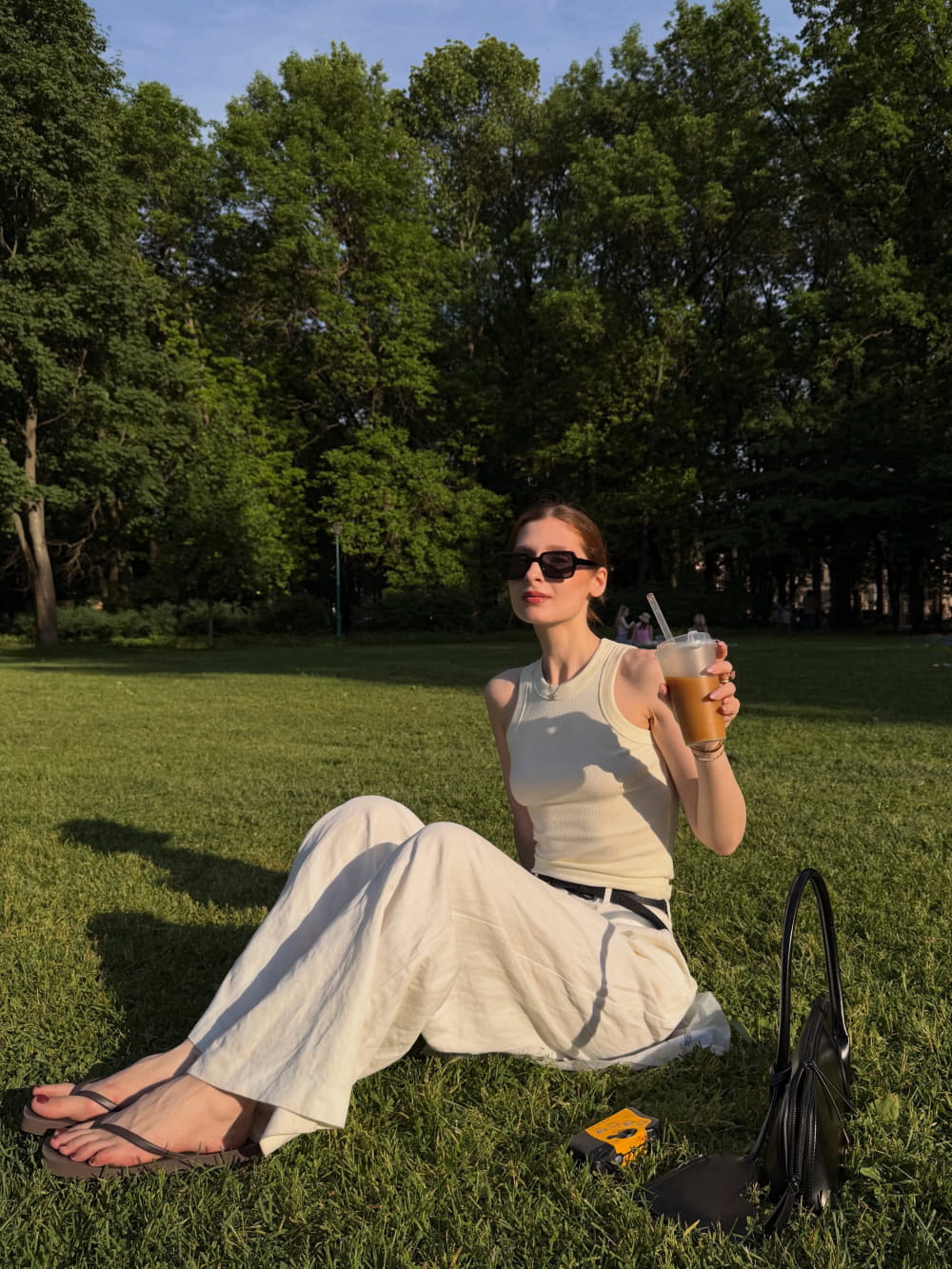46 Trending Summer Outfits 2026 to Wear Throughout This Year – inspiration image 35